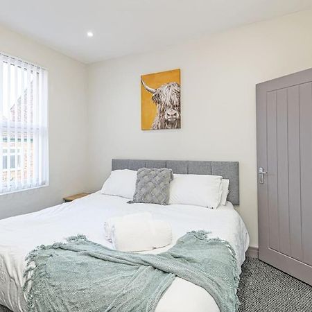 3 Bedroom Holiday House Liverpool Bagian luar foto