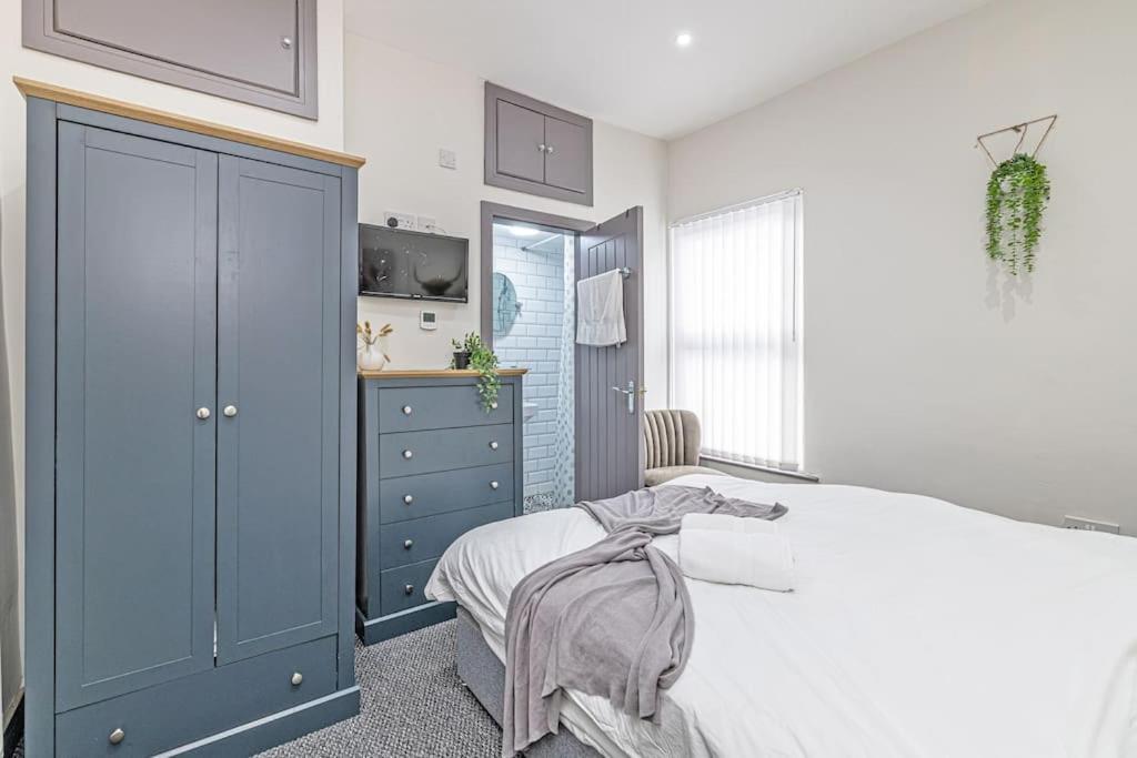 3 Bedroom Holiday House Liverpool Bagian luar foto