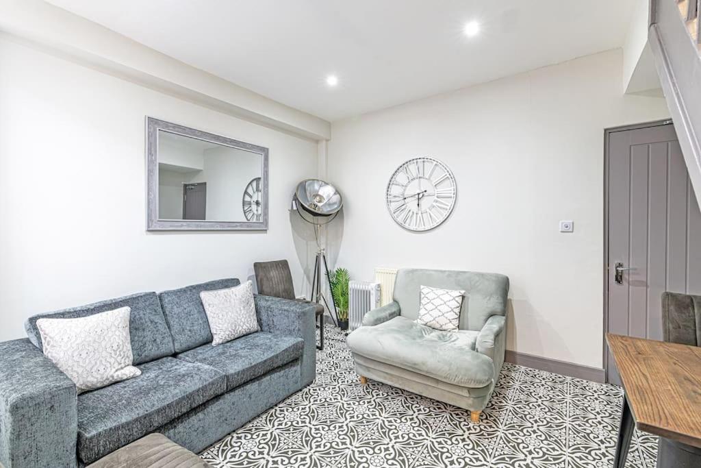 3 Bedroom Holiday House Liverpool Bagian luar foto